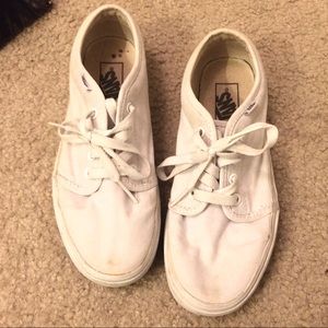 *SOLD* White Canvas Lace-up Vans, (W 8) (M 6.5)